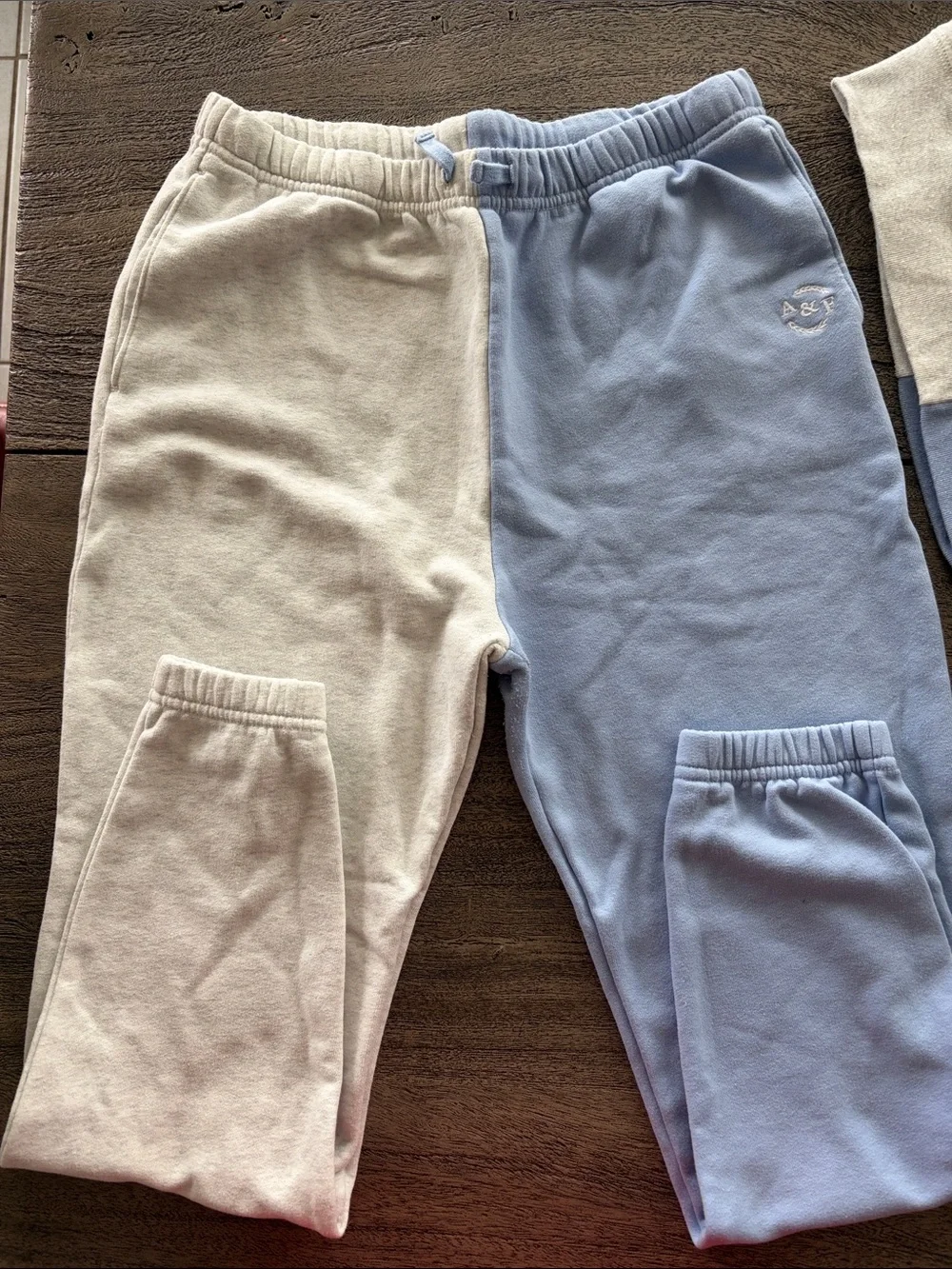 abercrombie kids Blue & Cream Two-Tone Hoodie and Joggers Set